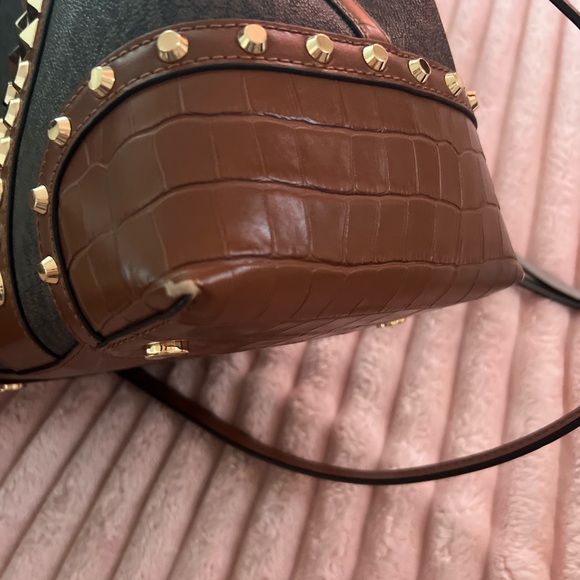 Michael Kors Mercer gallery - Picture 2 of 8